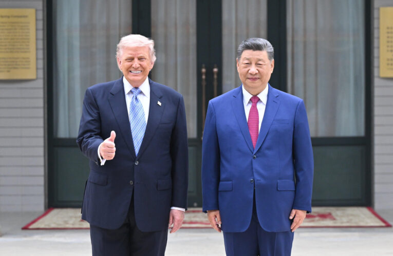 Niega Trump haber discutido aranceles con Xi Jinping en su viaje a China